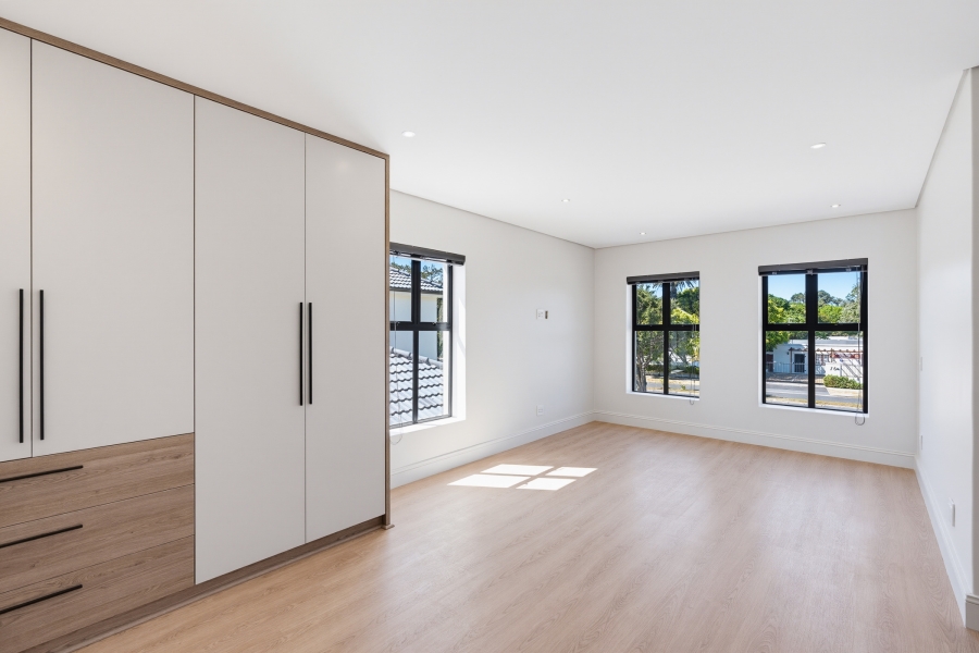 To Let 3 Bedroom Property for Rent in Pinelands Western Cape
